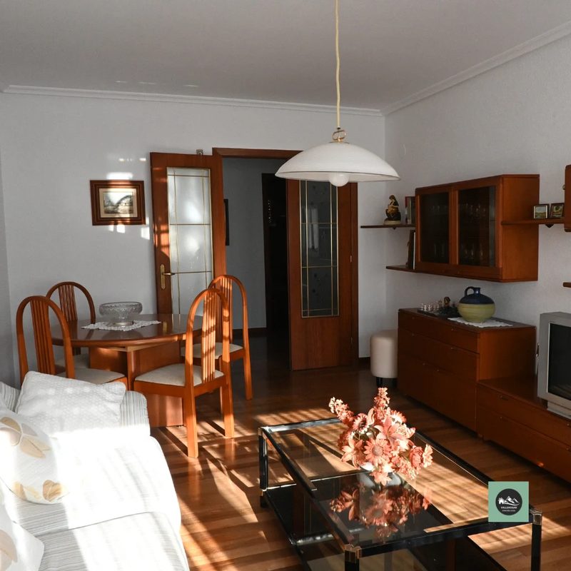 Salón piso en Ampuero venta en exclusiva